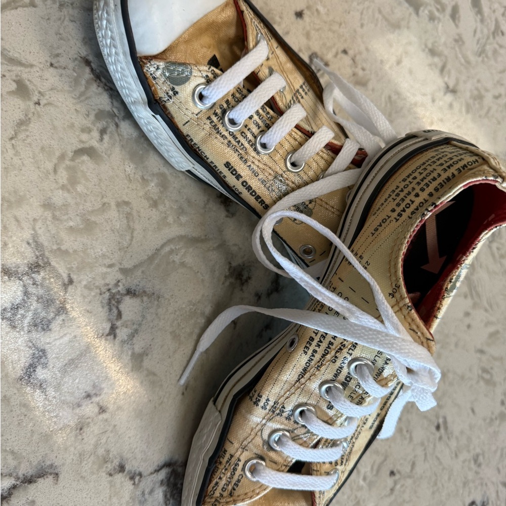 Converse Chuck Taylor All Star CT Diner Menu Low Top Size Women 7 - Men 5